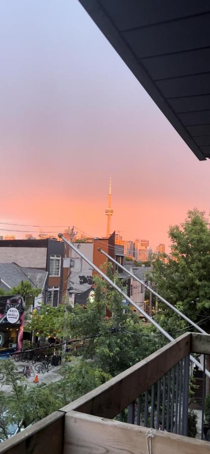 Samesun Toronto Hostel Bagian luar foto