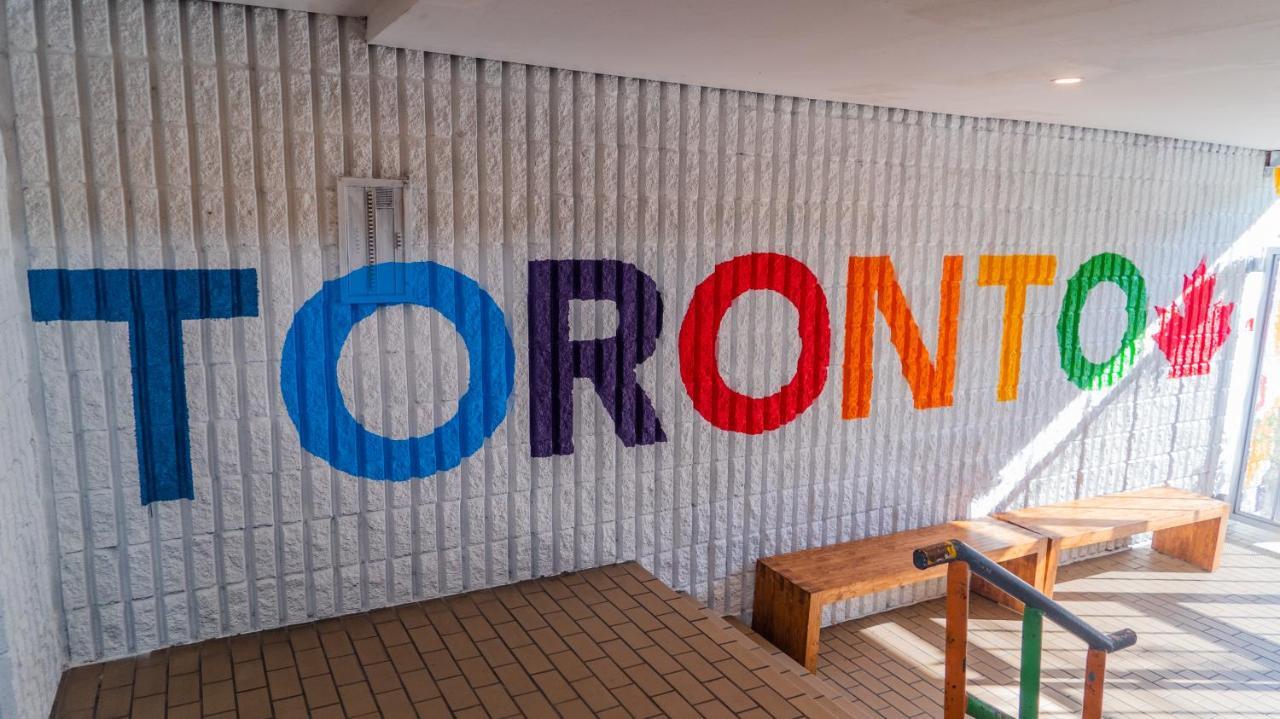 Samesun Toronto Hostel Bagian luar foto