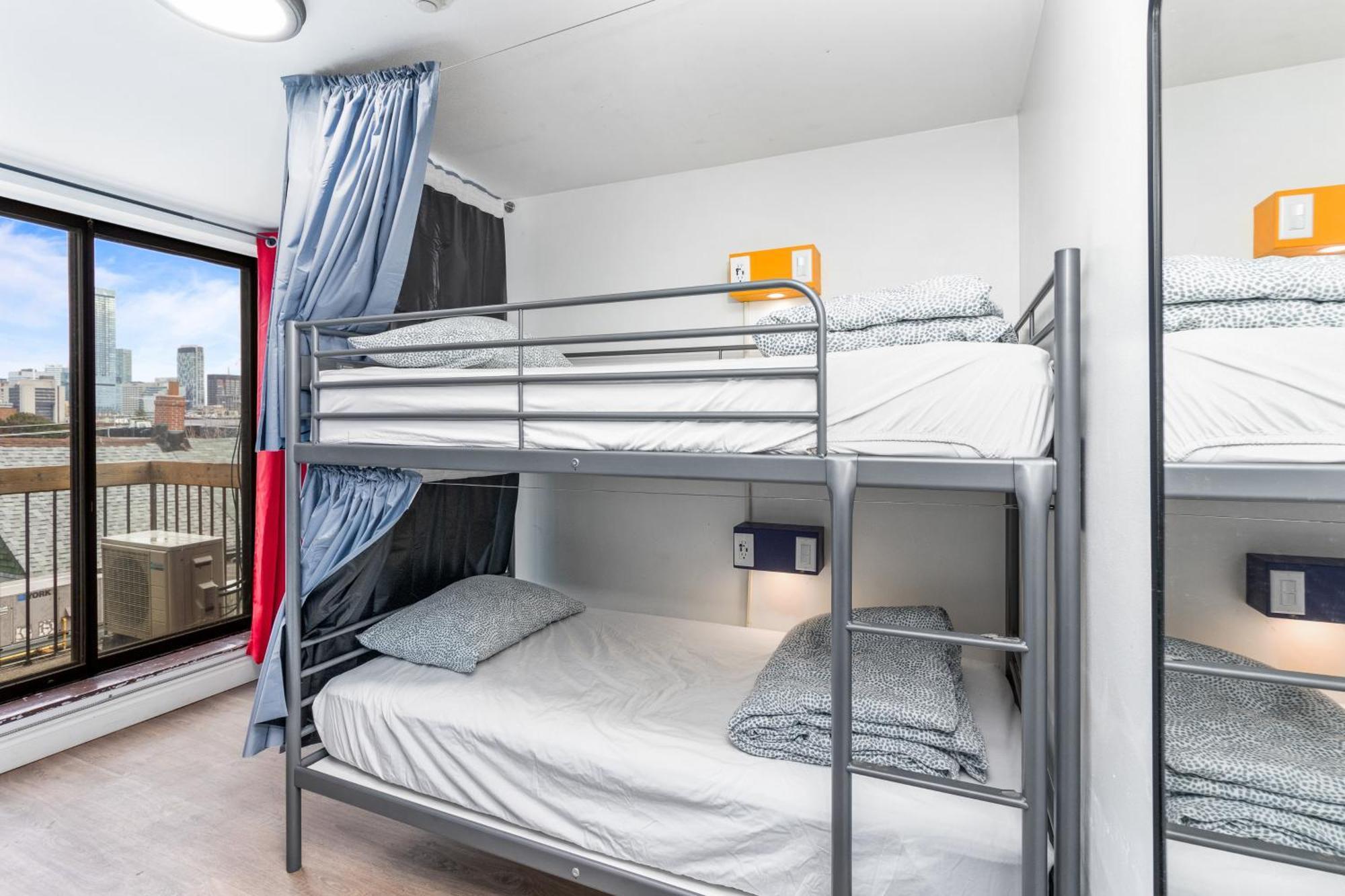 Samesun Toronto Hostel Bagian luar foto