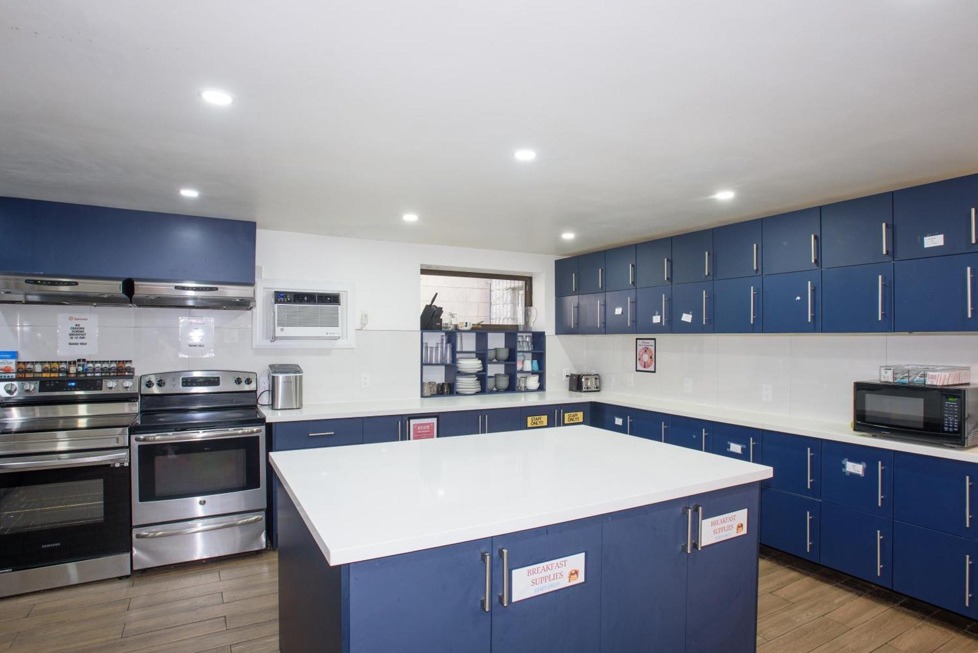 Samesun Toronto Hostel Bagian luar foto